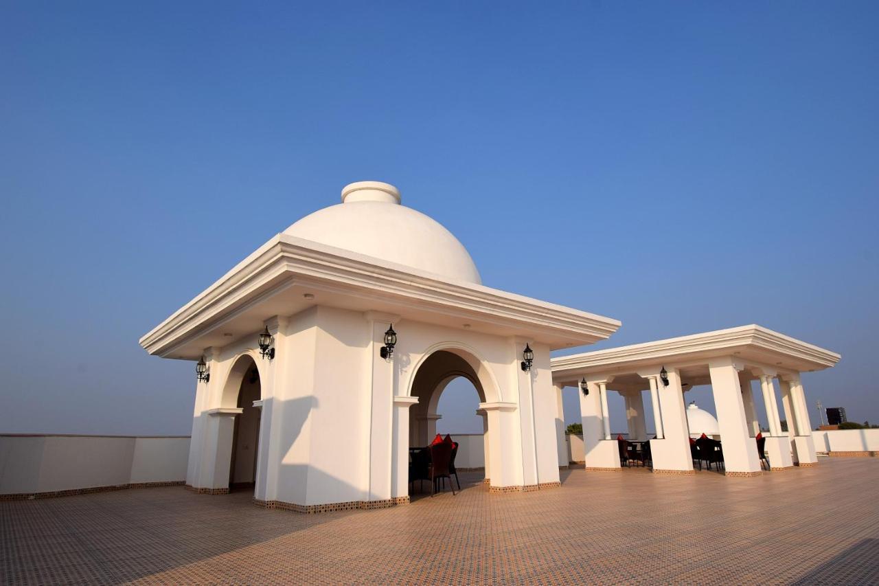 Umaid Farm Resort- A Legancy Vintage Stay In Jaipur Exterior photo