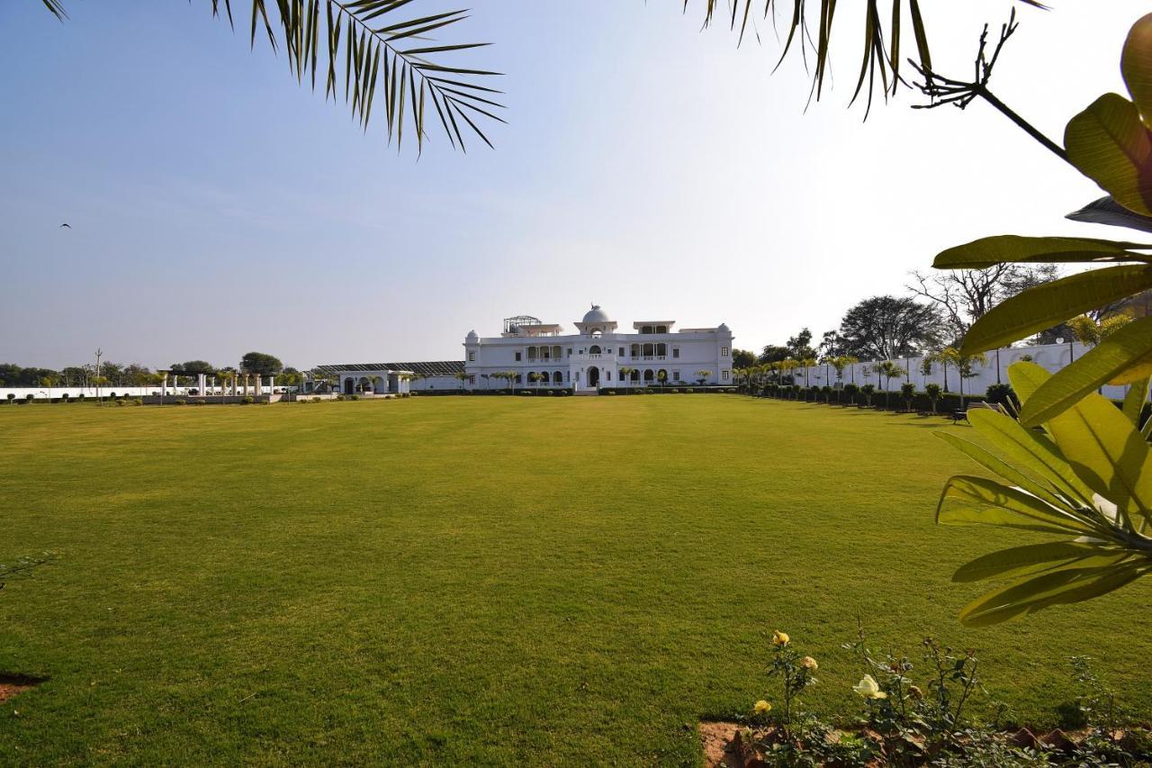 Umaid Farm Resort- A Legancy Vintage Stay In Jaipur Exterior photo