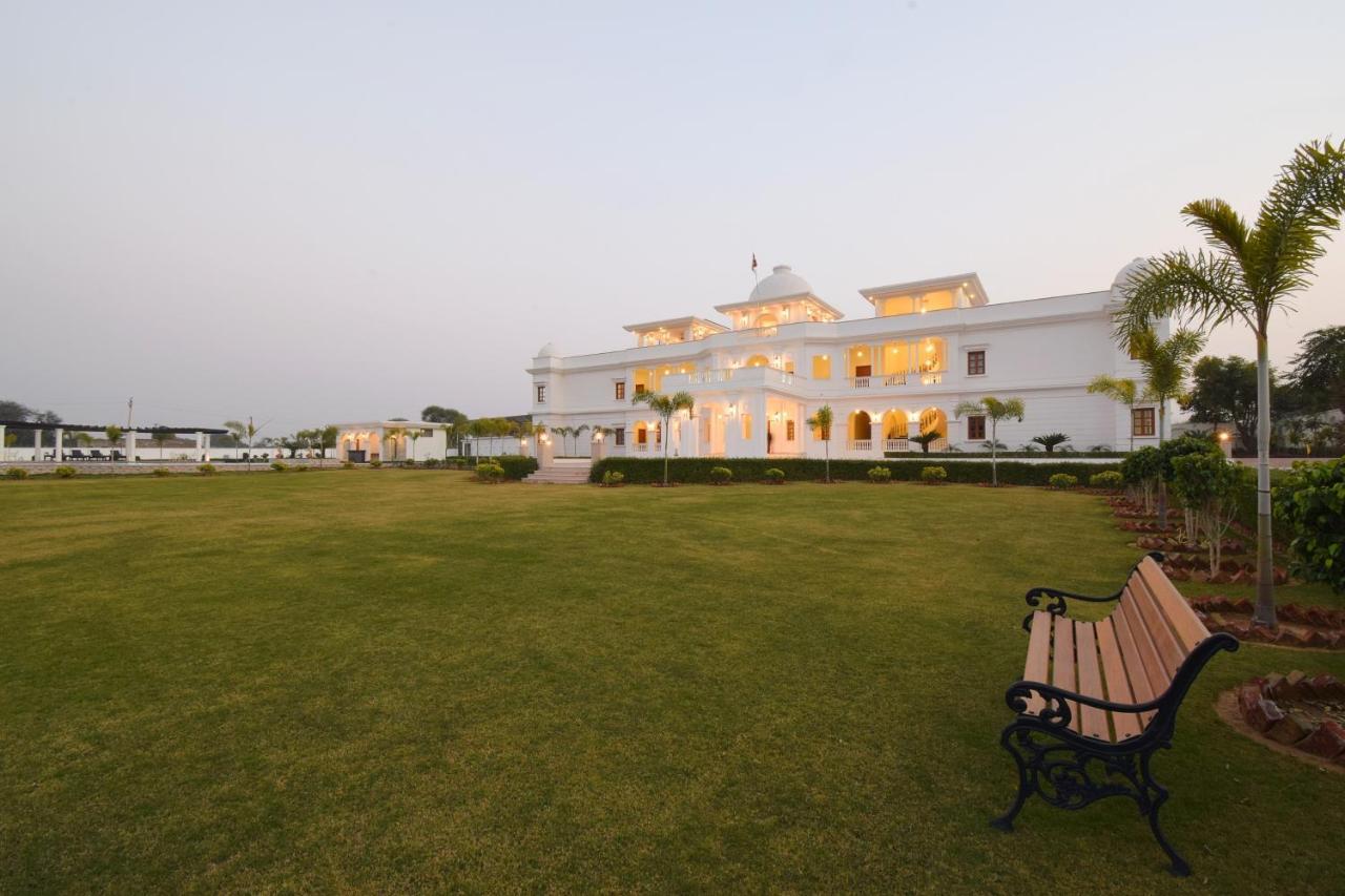 Umaid Farm Resort- A Legancy Vintage Stay In Jaipur Exterior photo