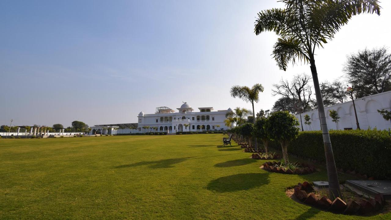 Umaid Farm Resort- A Legancy Vintage Stay In Jaipur Exterior photo