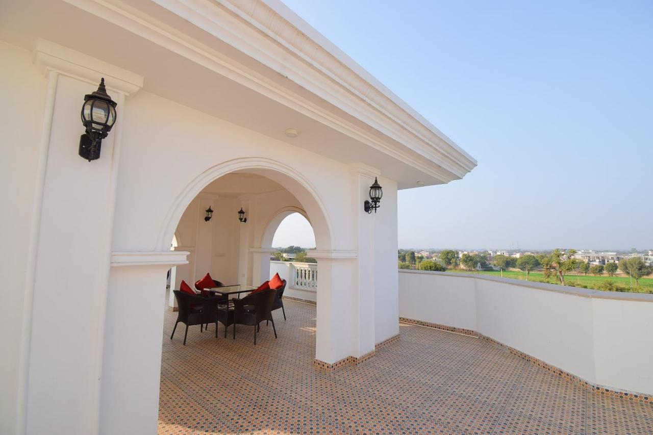 Umaid Farm Resort- A Legancy Vintage Stay In Jaipur Exterior photo