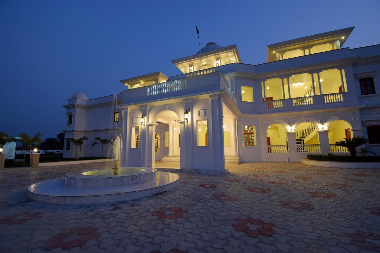 Umaid Farm Resort- A Legancy Vintage Stay In Jaipur Exterior photo