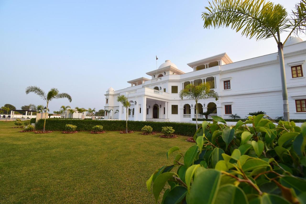 Umaid Farm Resort- A Legancy Vintage Stay In Jaipur Exterior photo