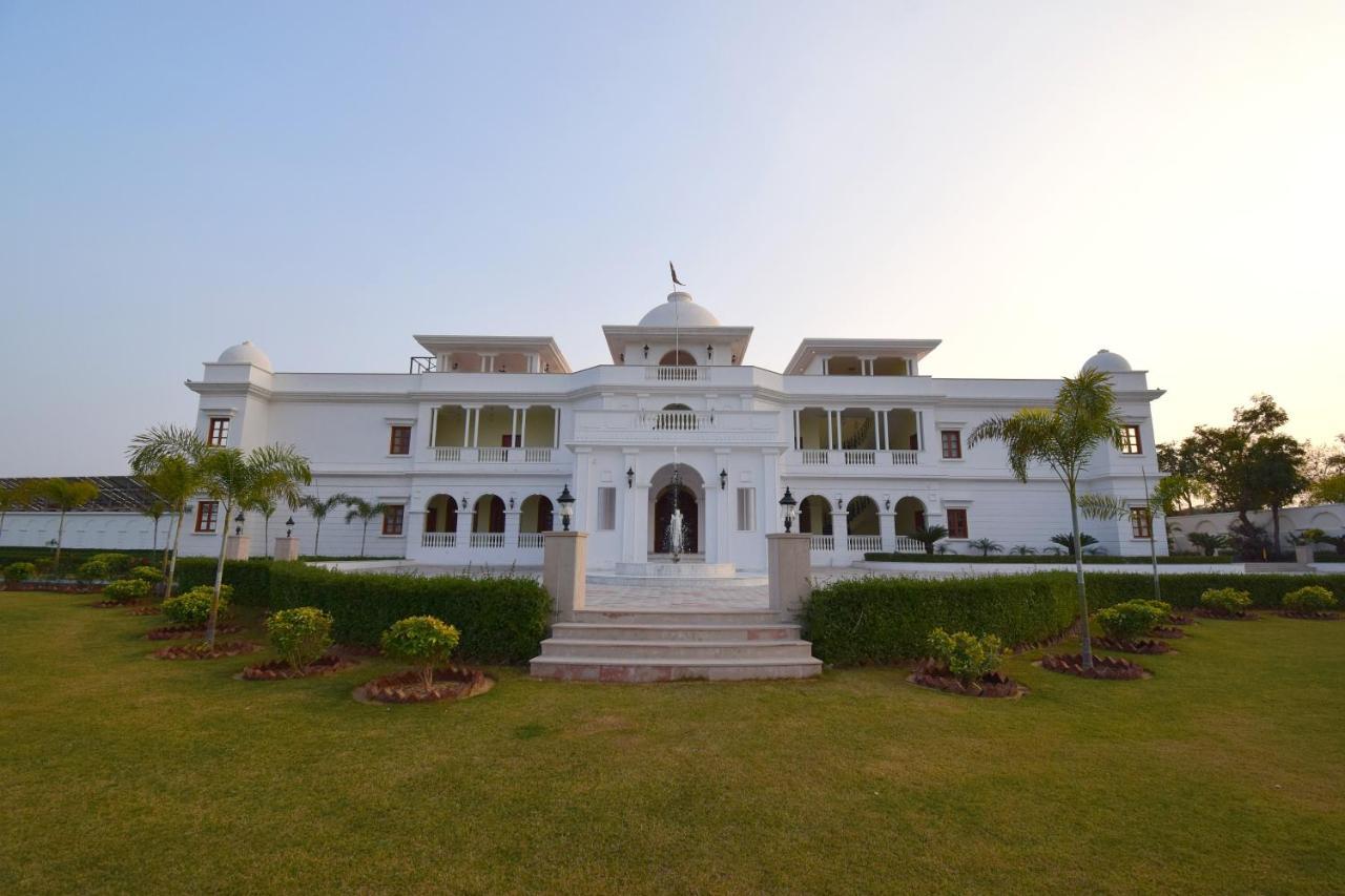 Umaid Farm Resort- A Legancy Vintage Stay In Jaipur Exterior photo