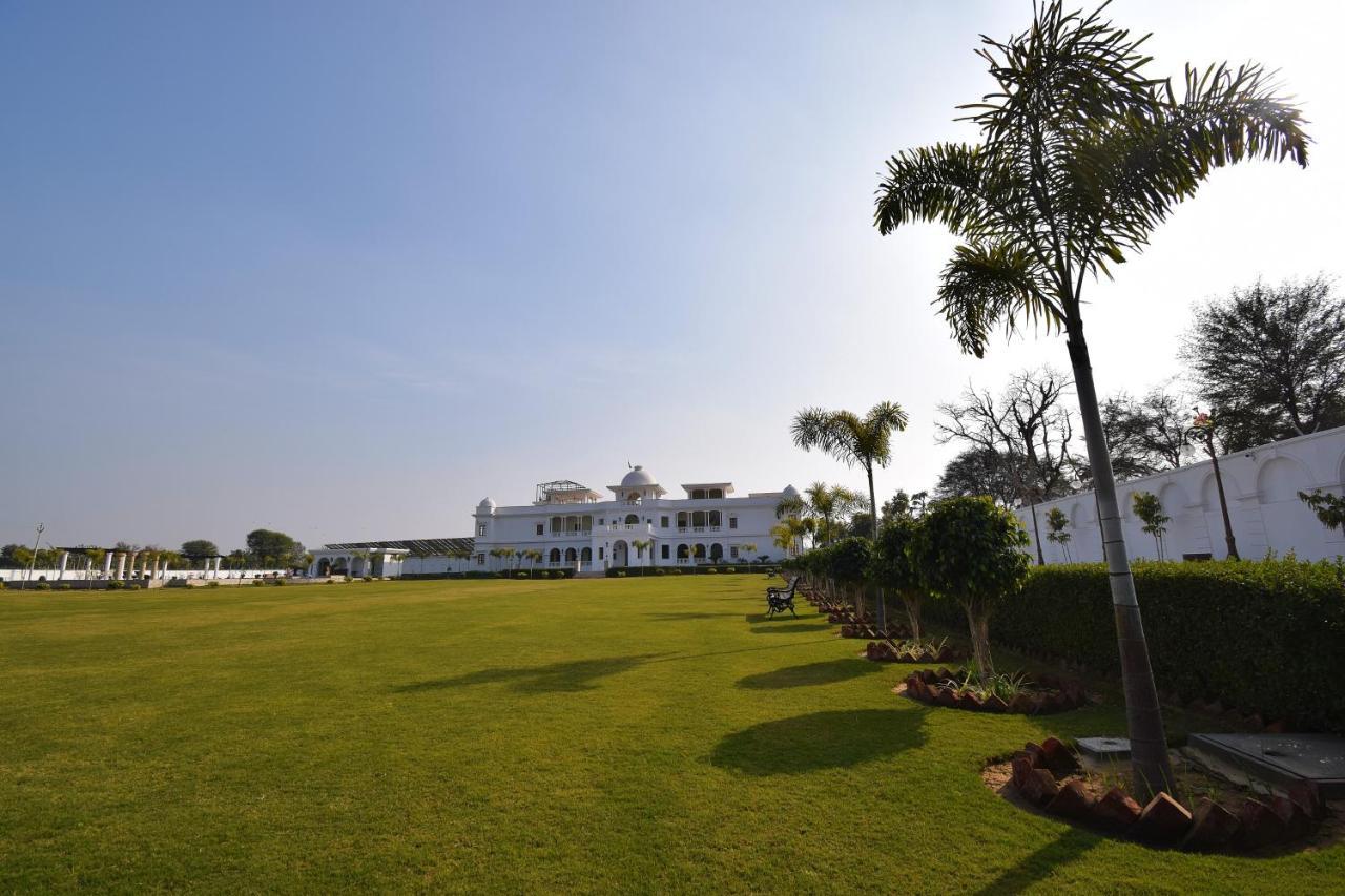 Umaid Farm Resort- A Legancy Vintage Stay In Jaipur Exterior photo